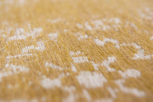 Load image into Gallery viewer, FADING WORLD COLLECTION - MEDALLION 9145 SPRING MOSS