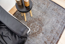 Load image into Gallery viewer, FADING WORLD COLLECTION - MEDALLION 8257 GREY EBONY
